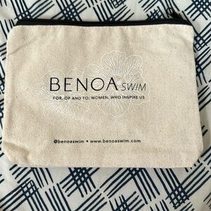 *SOLD* Benoa swim pouch
